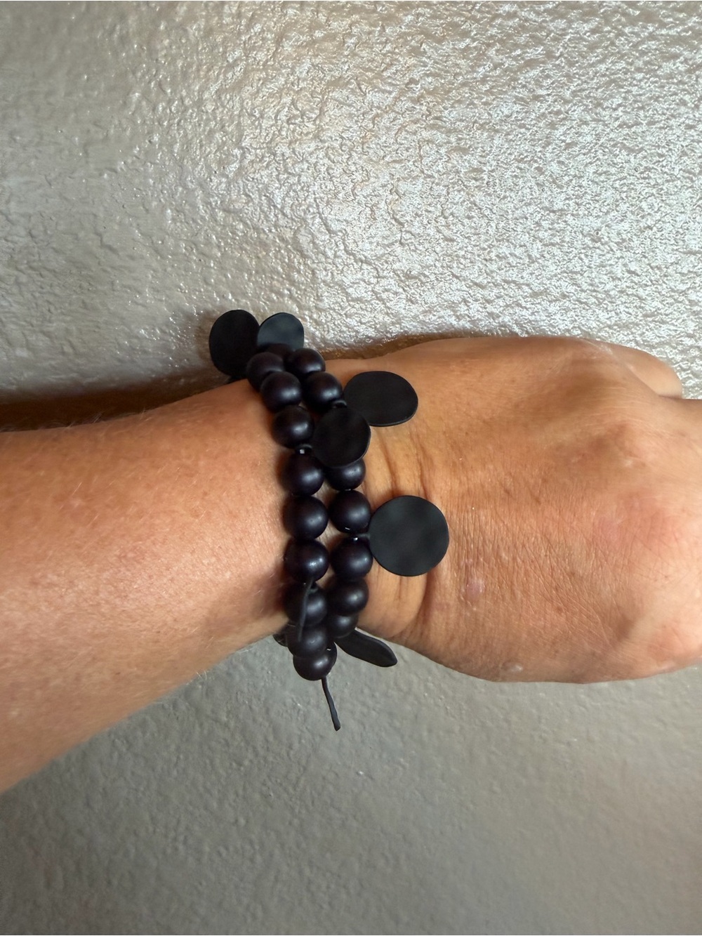 Para ti New York black statement bracelet